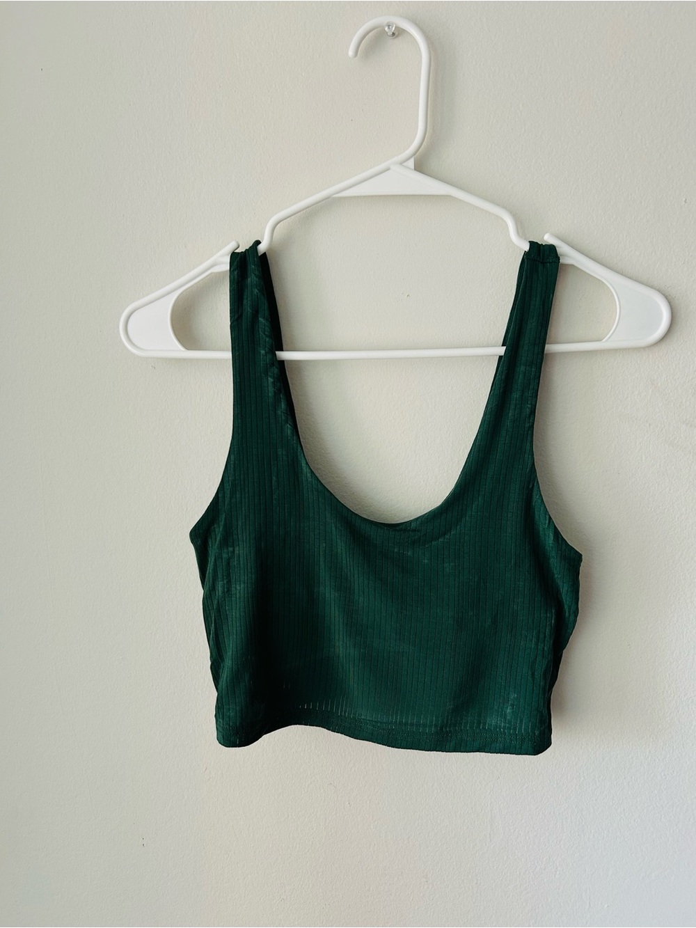 Aerie Ribbed Scoop Neck Crop Tank Top in Forest Green